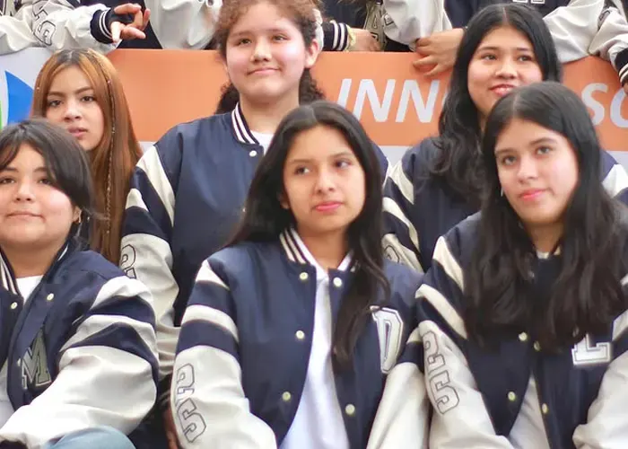 Casacas de Promoción de Colegios en Gamarra