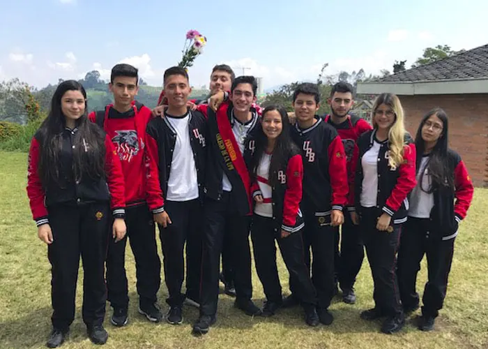 Casacas de Promoción de Colegios en Gamarra
